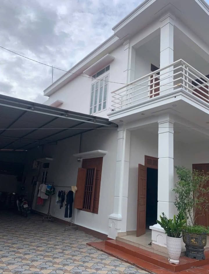 Nhà 2 tầng Thái Tân 232.8m² giá chỉ 2 tỷ - Sẵn sàng chuyển vào ở ngay!