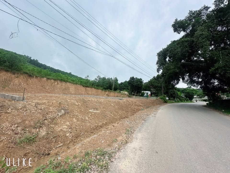 Đất nền mặt đường tỉnh lộ 438B, xã Thống Nhất, Hòa Bình - 250m², sổ đỏ chính chủ