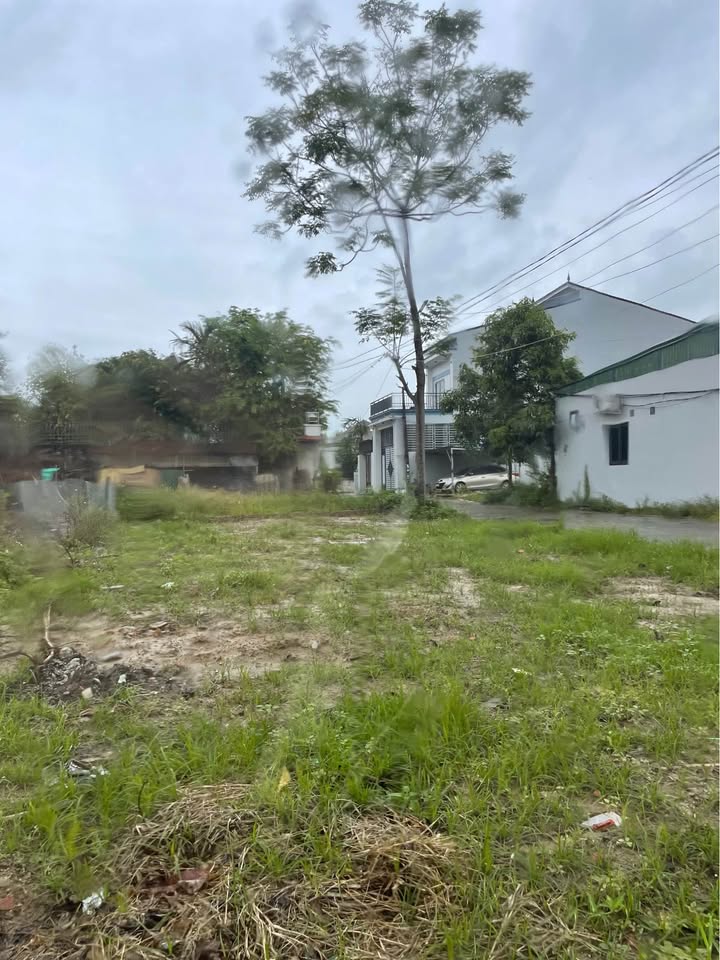 Đất nền đường Hòa Thuận, phường Vinh Hưng 172m² giá 2 tỷ - Cơ hội đầu tư hấp dẫn!