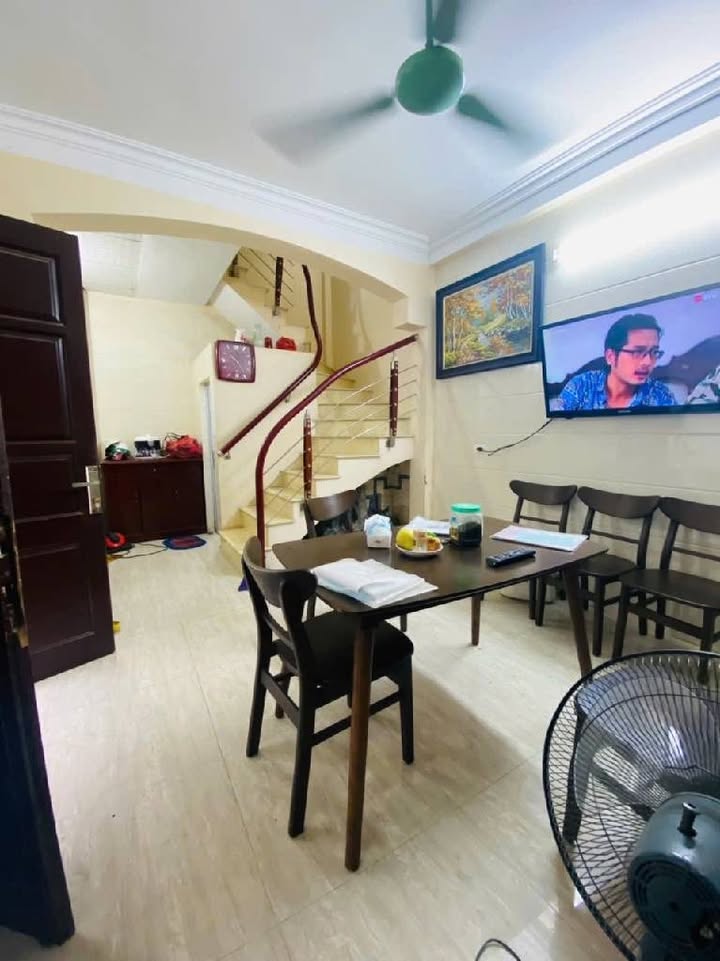 Nhà Thúy Lĩnh Hoàng Mai 21m² giá 2.7 tỷ - Khung cột chắc chắn, ô tô tránh!