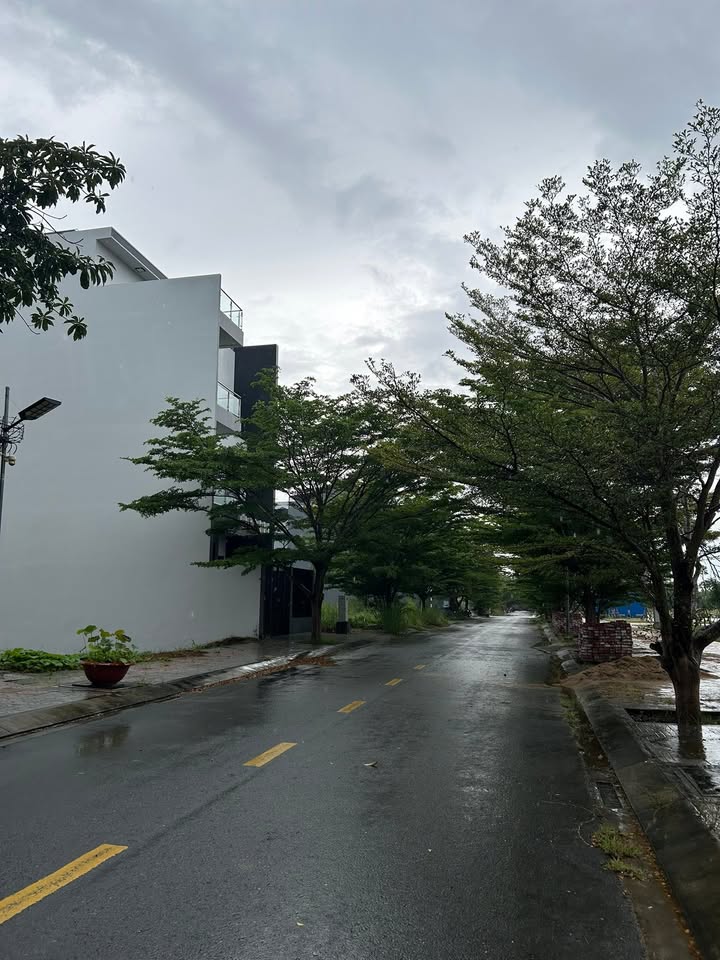 Đất nền KDC Thành Nhựt, Phước Kiển, Nhà Bè 100m² giá 7.8 tỷ - Sổ hồng chính chủ!