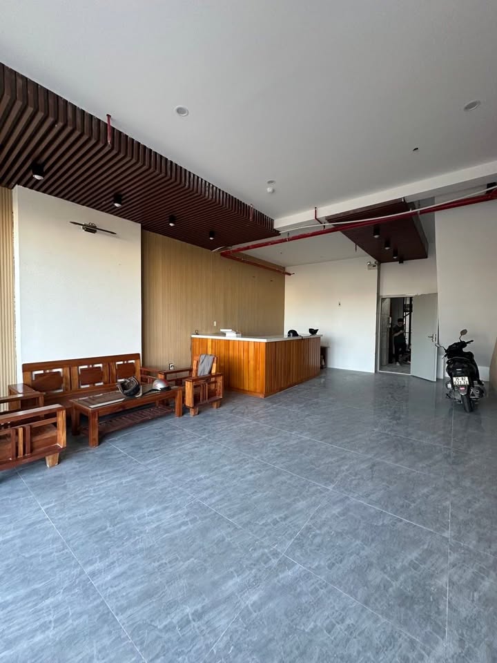 Căn hộ 5 tầng Khuê Mỹ Đông 15 giá 8.5 tỷ - Đầu tư sinh lời hấp dẫn!