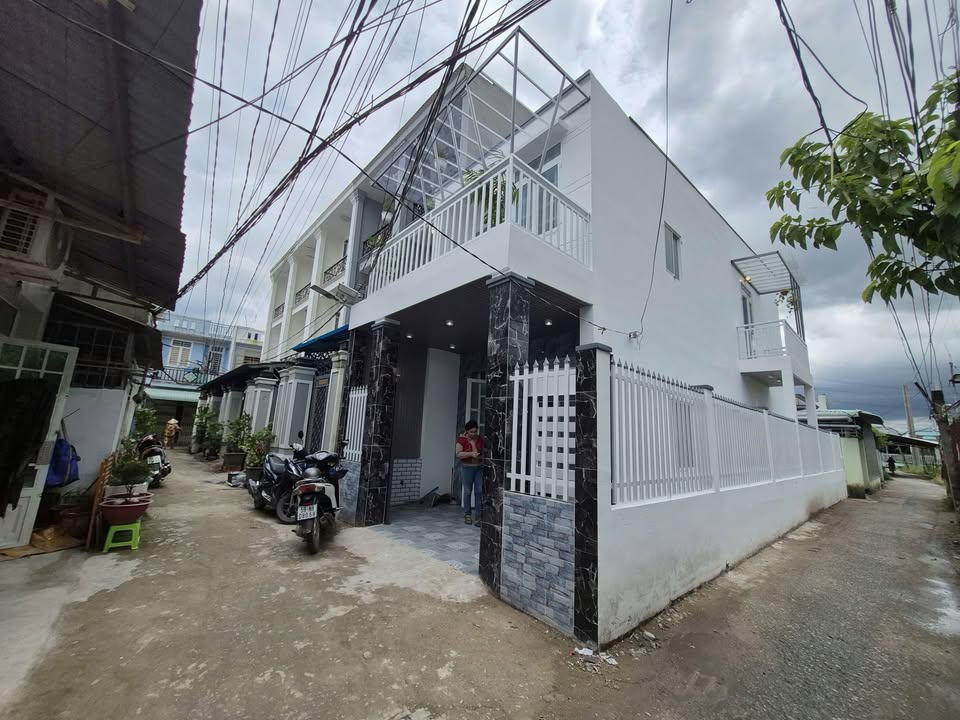 Nhà bán Tân Kim, Cần Giuộc, Long An 85m² giá 2.5 tỷ - Hướng Đông Bắc thoáng mát!