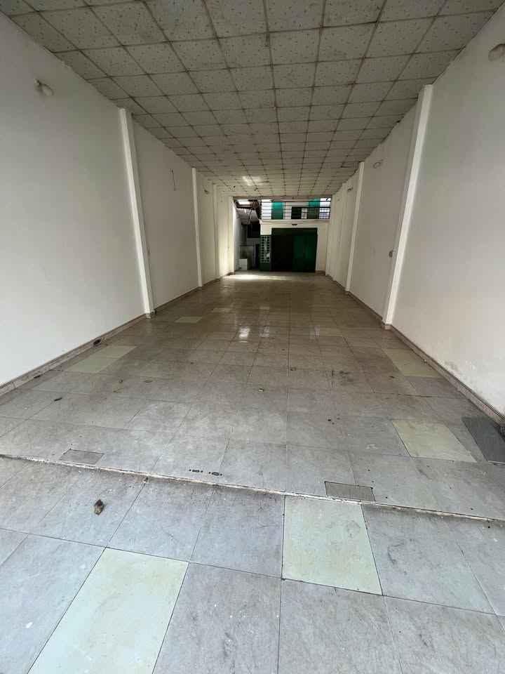 Cho thuê nhà nguyên căn mặt tiền đường Nguyễn Văn Tiết 180m² - Giá 25 triệu/tháng!