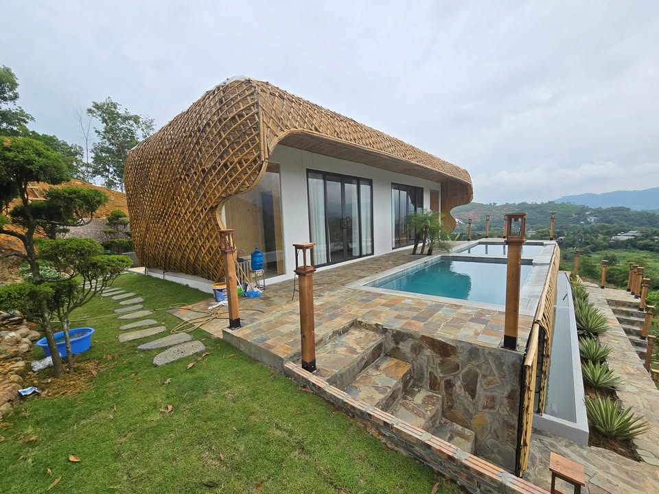 Villa Vân Hòa Ba Vì 331m² giá 3 tỷ - Thiết kế đẹp, bể bơi riêng