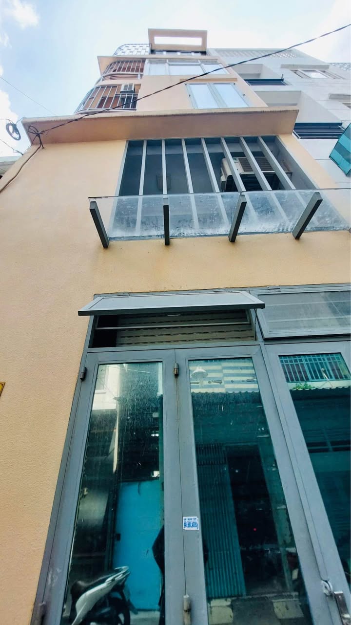 Nhà 5 tầng mặt tiền đường 3/2, Q10 - Diện tích 103m², chỉ 8.5 tỷ!