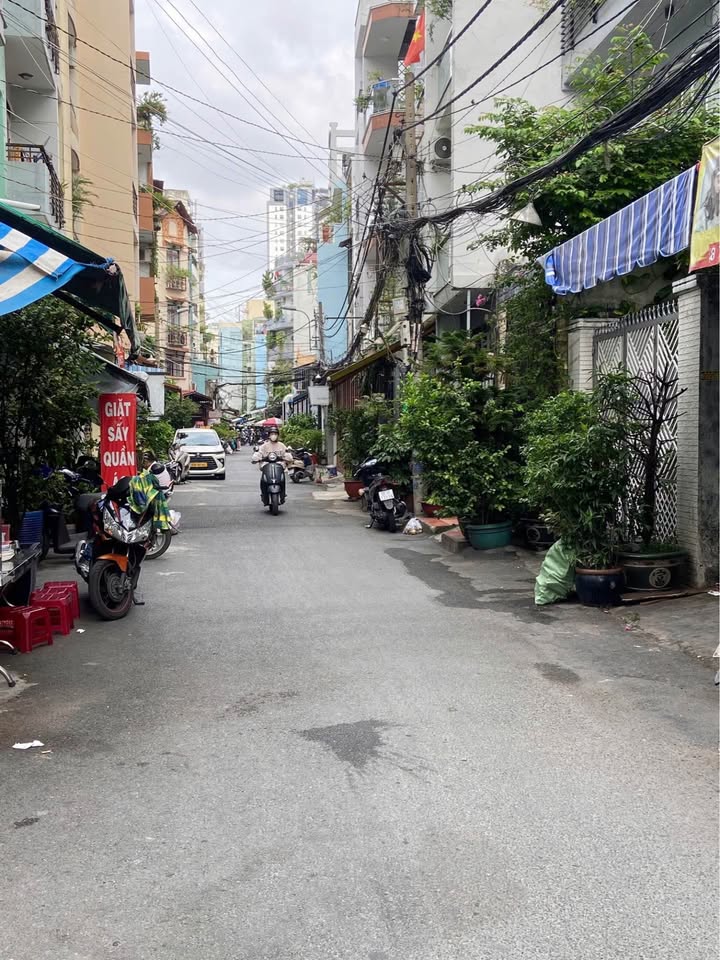 Nhà riêng Hẻm ô tô Thành Thái, Quận 10, Diện tích 34.2m² giá 6.7 tỷ - Đầu tư sinh lời ngay!