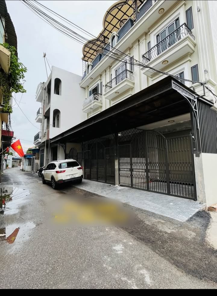 Nhà 4 tầng Đông Hải 1, Hải Phòng 71m² giá 4 tỷ - Ô tô đỗ trong sân