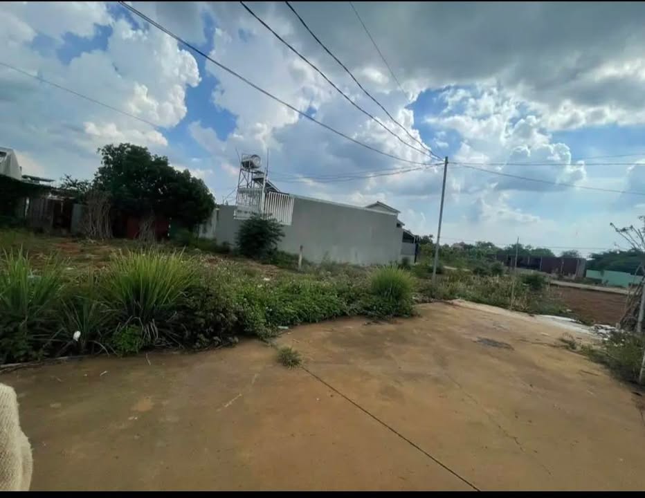 Đất sổ đỏ xã Tây Hoà, Trảng Bom 120m² giá 600 triệu - Nắm bắt cơ hội đầu tư!