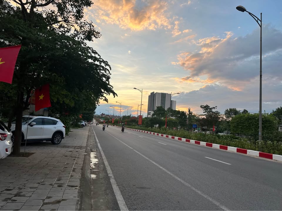 Đất nền Nguyễn Tất Thành Lào Cai 80m² giá 2 tỷ - Vị trí trung tâm thuận lợi!