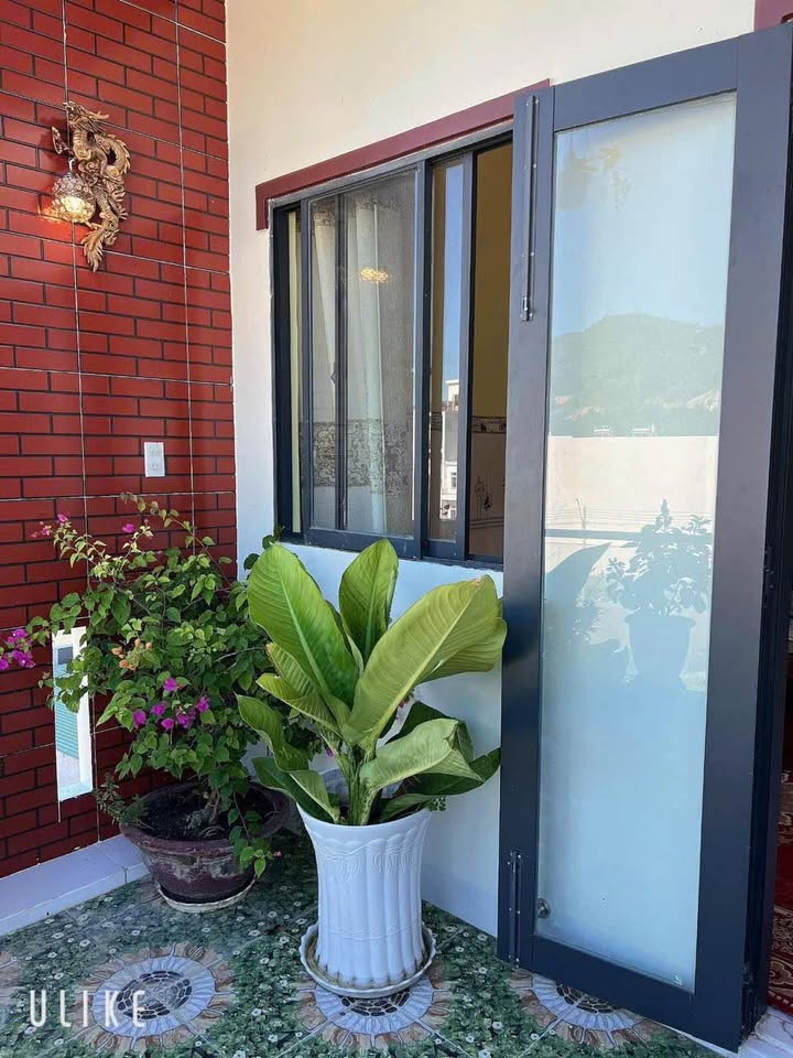 Nhà 3 Tầng Khu TĐC Vĩnh Hòa Nha Trang 52m² giá 5 tỷ - Tiện nghi đầy đủ, cách biển chỉ 1km!