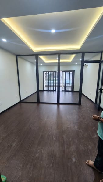 Văn phòng cho thuê tại Nguyễn Thị Minh Khai, Quận 1 - Diện tích 130m², vị trí đắc địa!