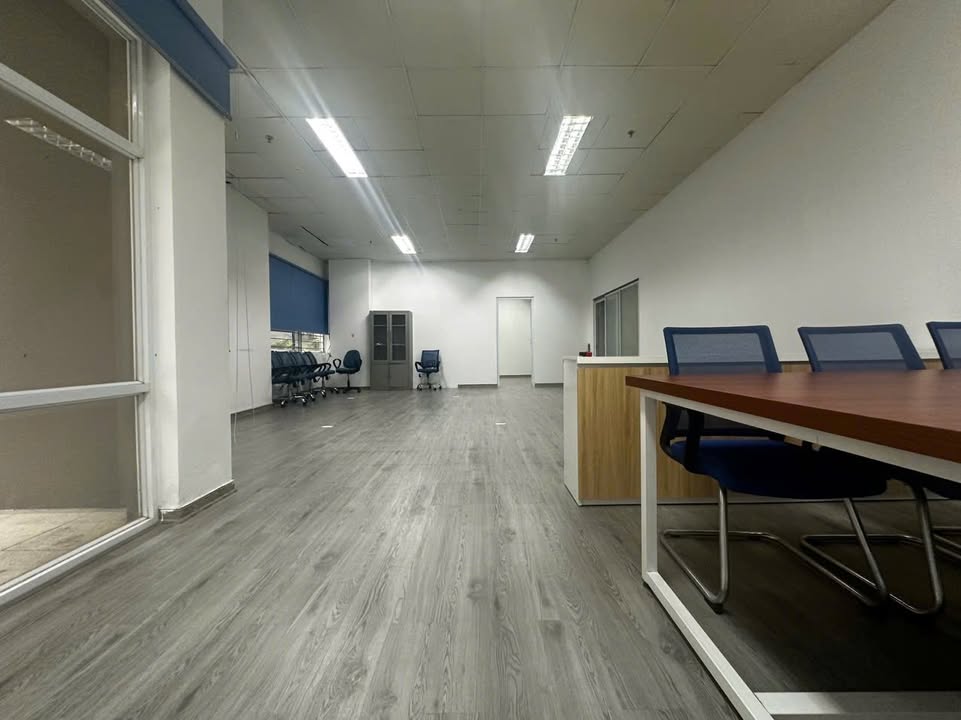 Sàn văn phòng cho thuê tại Cầu Giấy 120m² - Chính chủ, giá tốt!