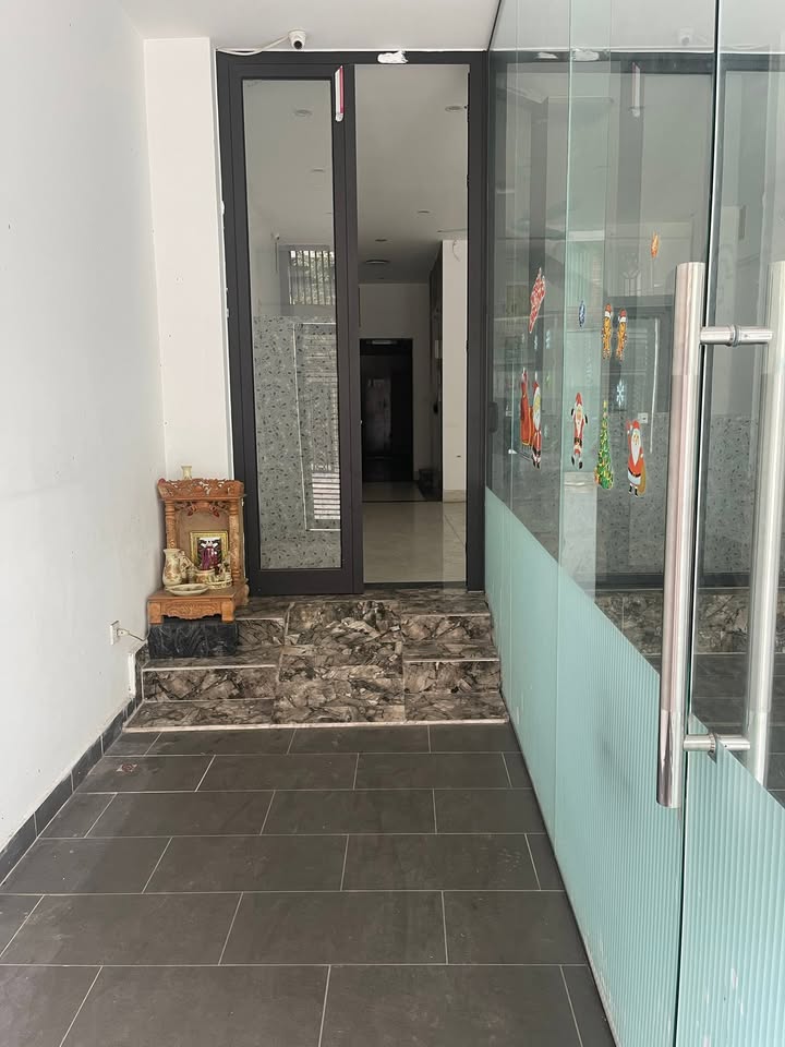 Nhà vườn cho thuê 100m² tại Khu đô thị Tổng cục 5 Tân Triều - Phù hợp làm văn phòng hoặc ở