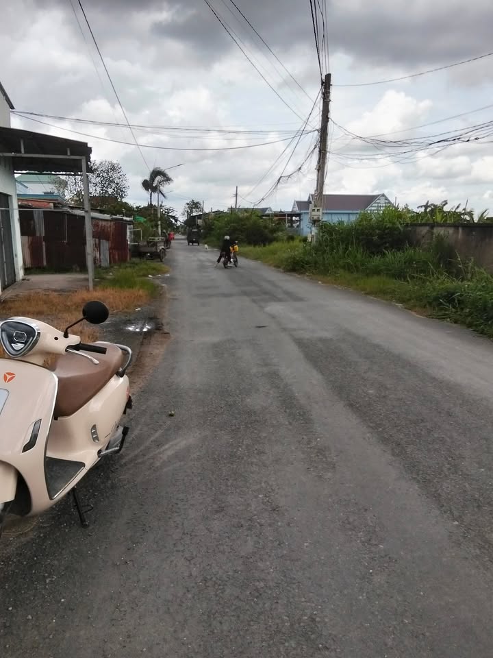 Đất nền Cần Giuộc Long An 1000m² giá 2.2 tỷ - Cơ hội đầu tư hấp dẫn!