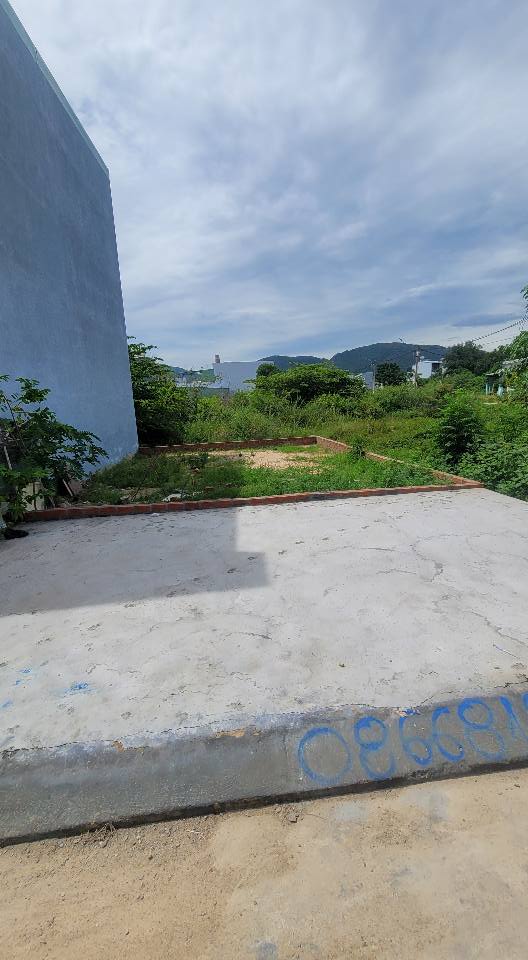 Đất nền mặt tiền Huỳnh Văn Thống 70m² giá 2.75 tỷ - Cơ hội đầu tư không thể bỏ lỡ!