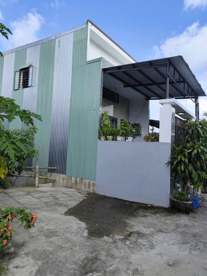 Nhà 2 tầng Ngũ Hành Sơn 90m² giá 3 tỷ - Kiệt ô tô đỗ, đối diện Trường Cao đẳng Đà Nẵng!