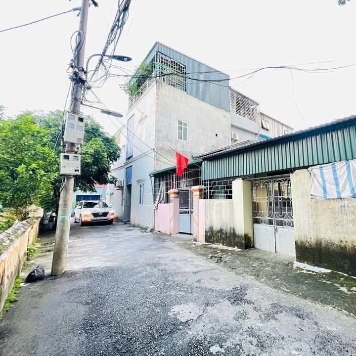 Lô đất Mễ Thượng, Phường Liêm Chính, 98m² giá 3.4 tỷ - Tiện ích đầy đủ