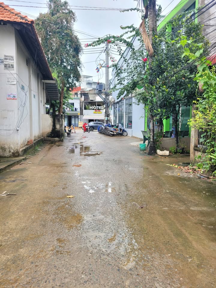 Nhà 1 trệt 1 lầu gần Làng Đại Học 73m² giá 4.8 tỷ - Sổ hồng chính chủ!