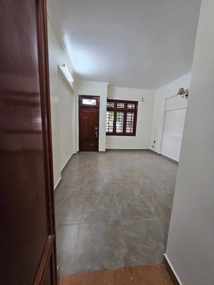 Nhà cho thuê 4 tầng tại Lê Thanh Nghị, Hải Dương - Giá 13 triệu/tháng, Phù hợp kinh doanh và ở