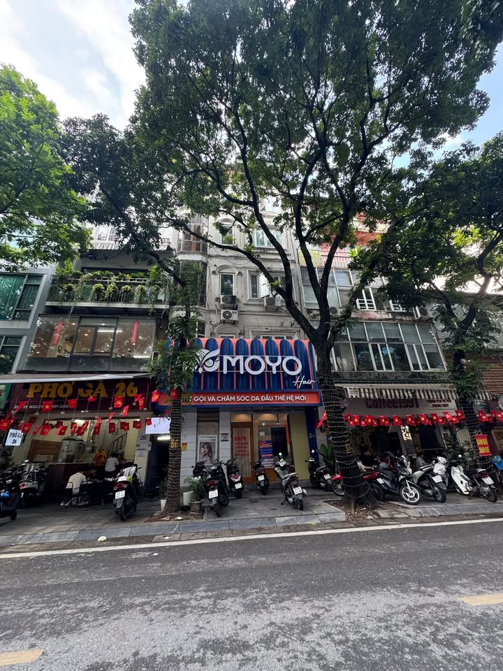 Nhà cho thuê 24 Nguyễn Đình Chiểu, Hai Bà Trưng - Diện tích 150m², Mặt tiền 6.5m, Giá 38 triệu/tháng