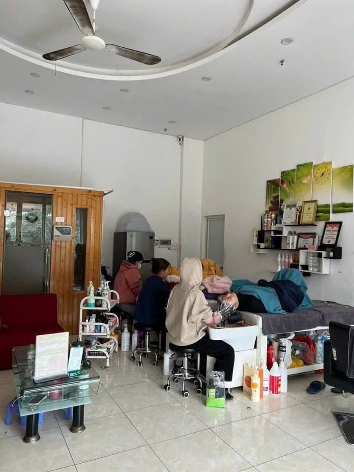 Shophouse Tầng 1 Tân Xuân 75m² giá 4.5 tỷ - Kinh doanh thuận lợi!