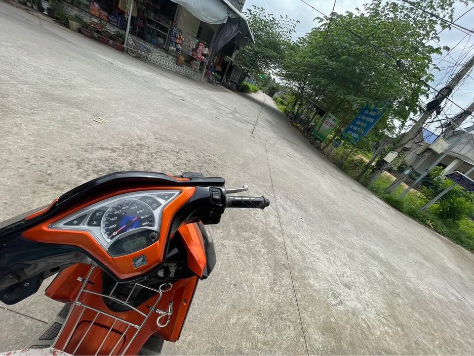 Bán đất 150m² tại phường Bến Tre - Mặt tiền đường huyện lộ, giá chỉ 470 triệu!