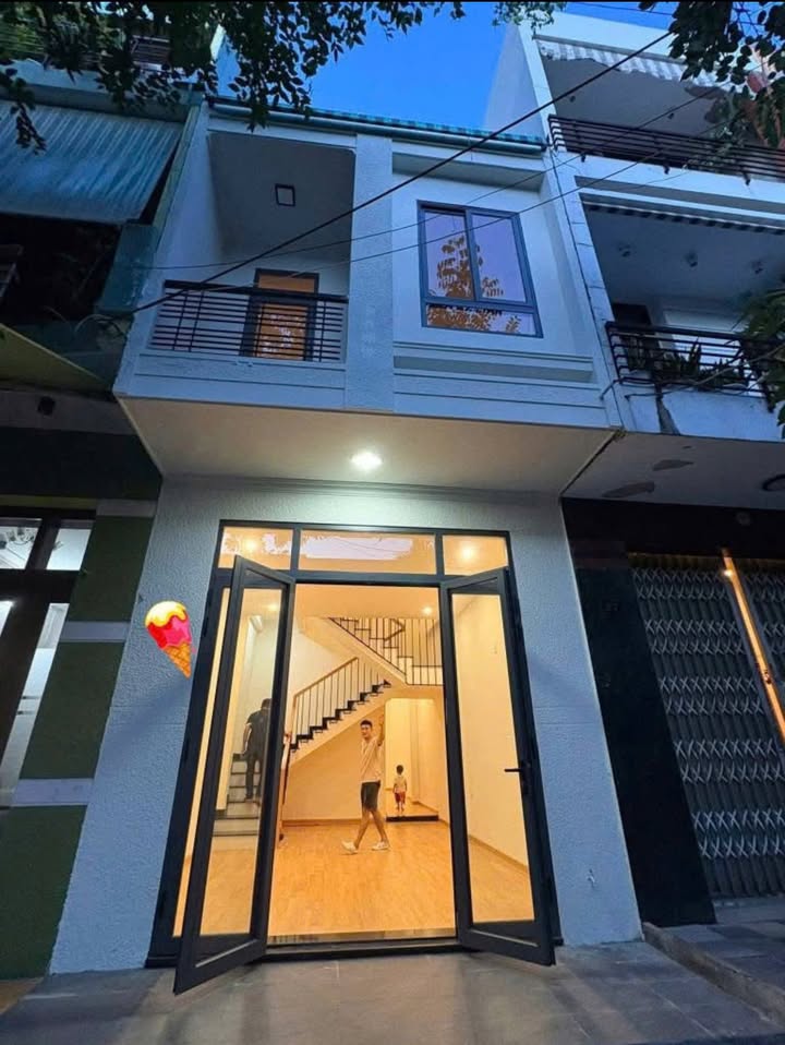 Nhà cho thuê mặt tiền Hòa Cường Nam - Hải Châu 60m² giá 14 triệu - Phù hợp ở và kinh doanh!