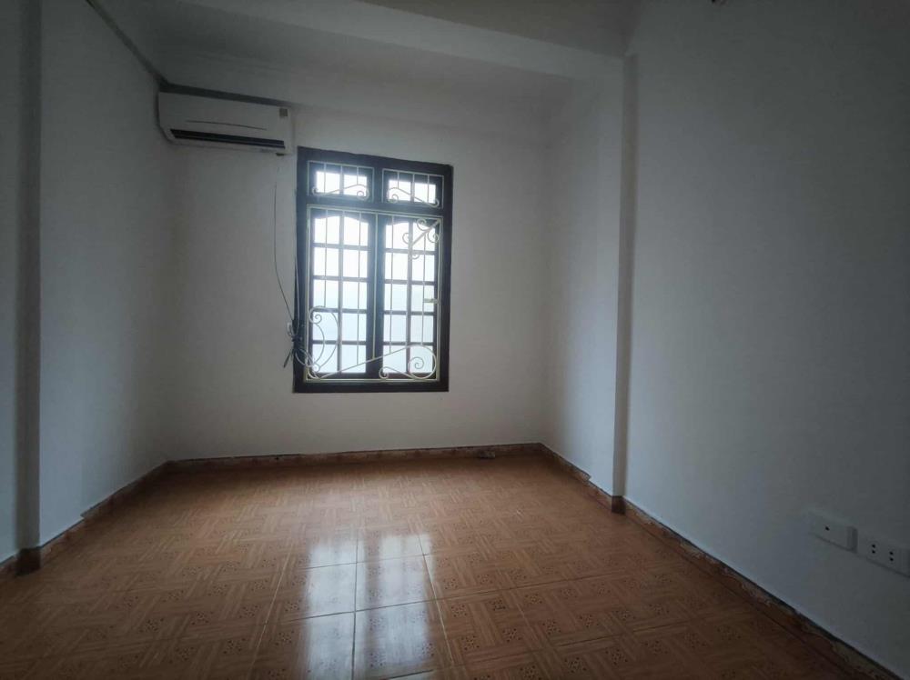 Nhà cho thuê tại Núi Trúc, Ba Đình 20m² giá 9 triệu - Thích hợp cho gia đình và kinh doanh