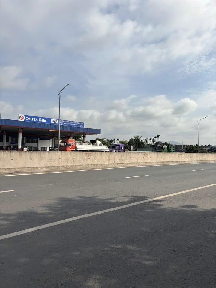 Đất nền Quốc lộ 10 Thủy Nguyên 100m² - Vị trí đắc địa gần khu đèn xanh đỏ