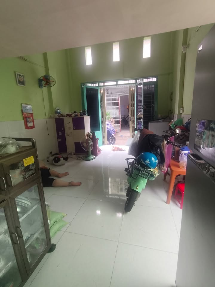 Nhà nguyên căn cho thuê hẻm Lê Văn Quới, Bình Tân 28m² giá 6 triệu - Đừng bỏ lỡ!