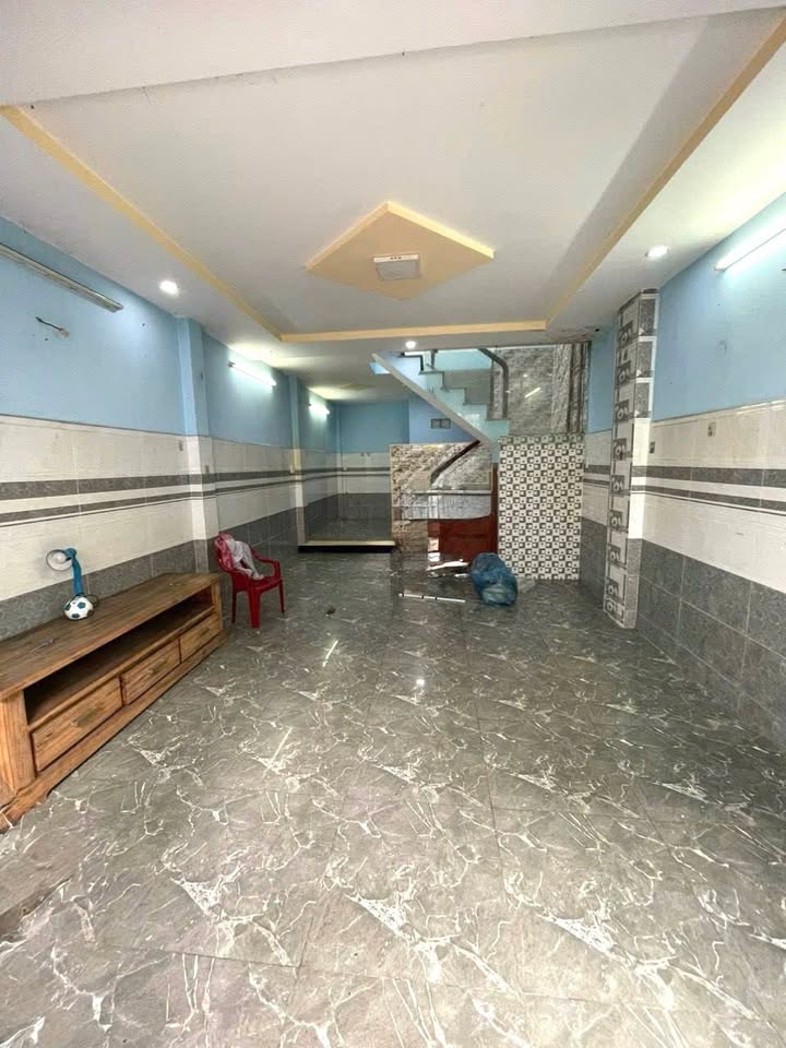 Nhà cho thuê tại Bình Tân 40m² giá 8 triệu - Thích hợp kinh doanh và sinh hoạt