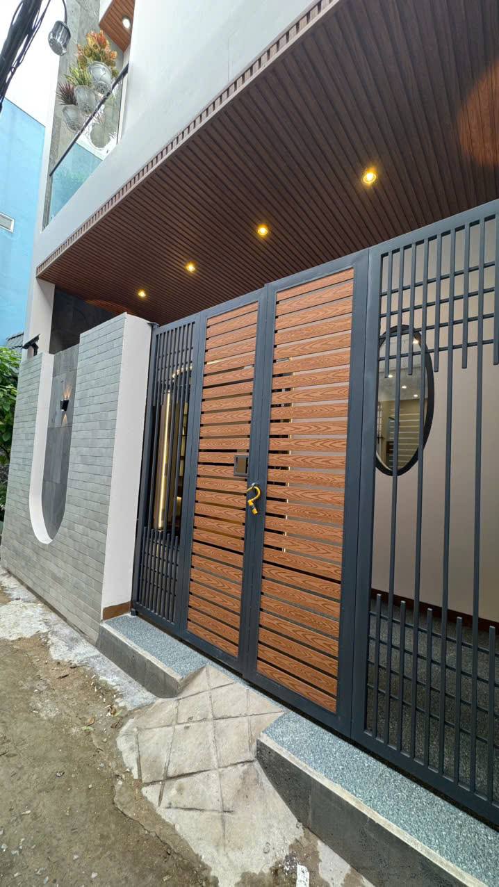 Nhà phường 5, Mỹ Tho 49.5m² giá 2.1 tỷ - Hẻm thông, thuận tiện sinh hoạt!