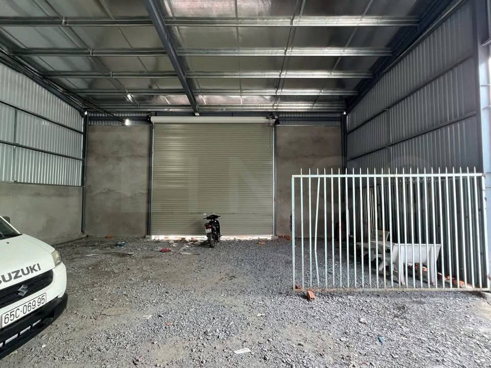 Kho xưởng cho thuê mặt tiền Hoàng Quốc Việt 150m² giá 20 triệu - Hoàn thiện mới 100%