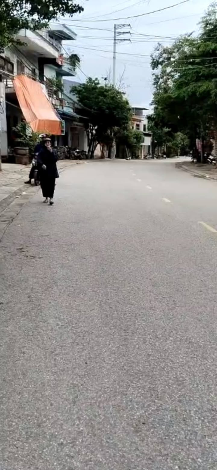 Lô đất đẹp 88m² đường Hòa Bình, Trấn Yên - Pháp lý rõ ràng, giá chỉ 2 tỷ!