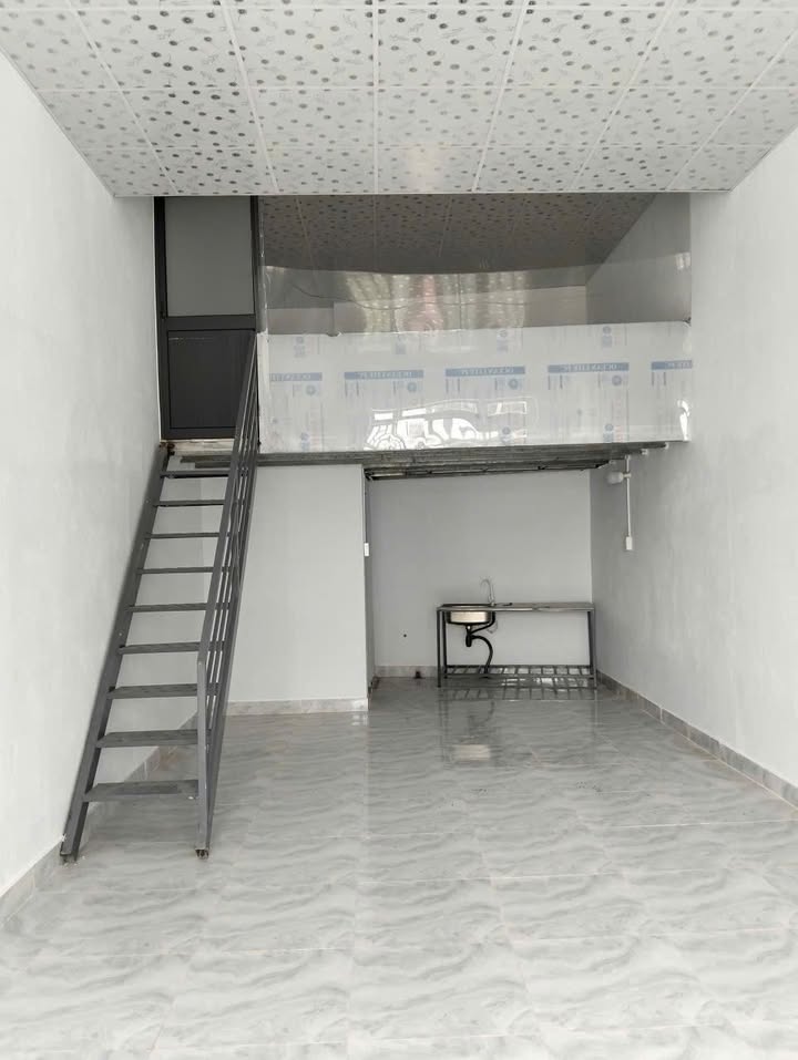 Nhà cho thuê nguyên căn đường Tân Chánh Hiệp 25, Q12, 44m² - Giá chỉ 3.5 triệu/tháng!