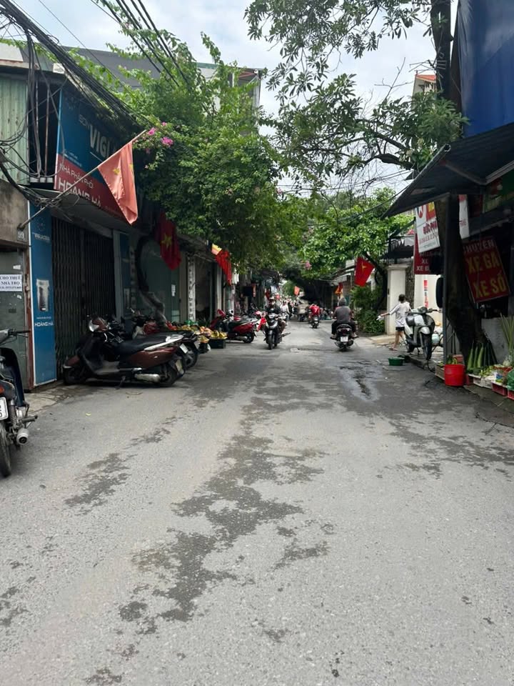 Nhà phố Lĩnh Nam Hoàng Mai 30m² giá 2 tỷ - Thiết kế hiện đại, pháp lý rõ ràng!