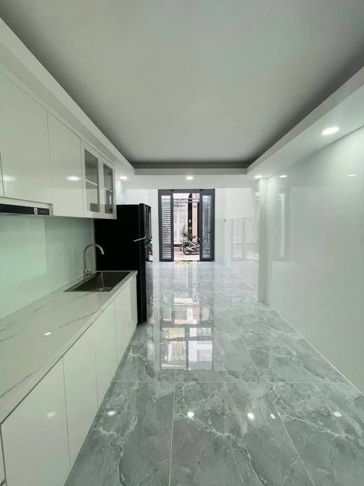 Nhà phố hẻm xe hơi đường Minh Phụng Quận 6 diện tích 36m² giá 6 tỷ - Nhà mới, vào ở ngay!