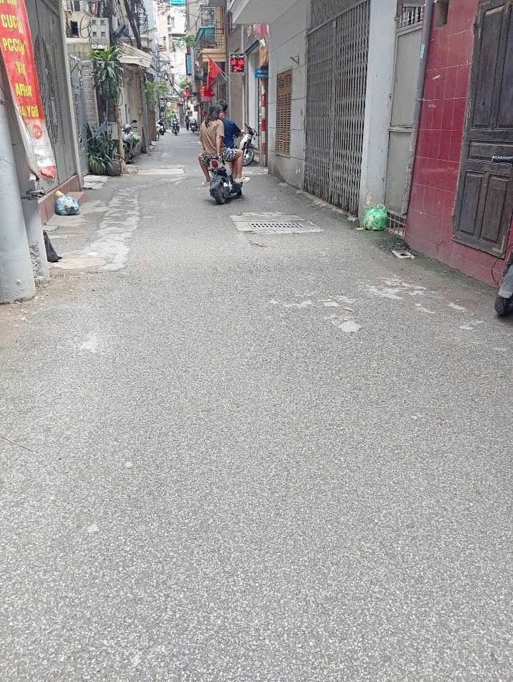 Lô góc Khương Trung 31m² giá 6.35 tỷ - Đầu tư sinh lời ngay trung tâm Thanh Xuân!