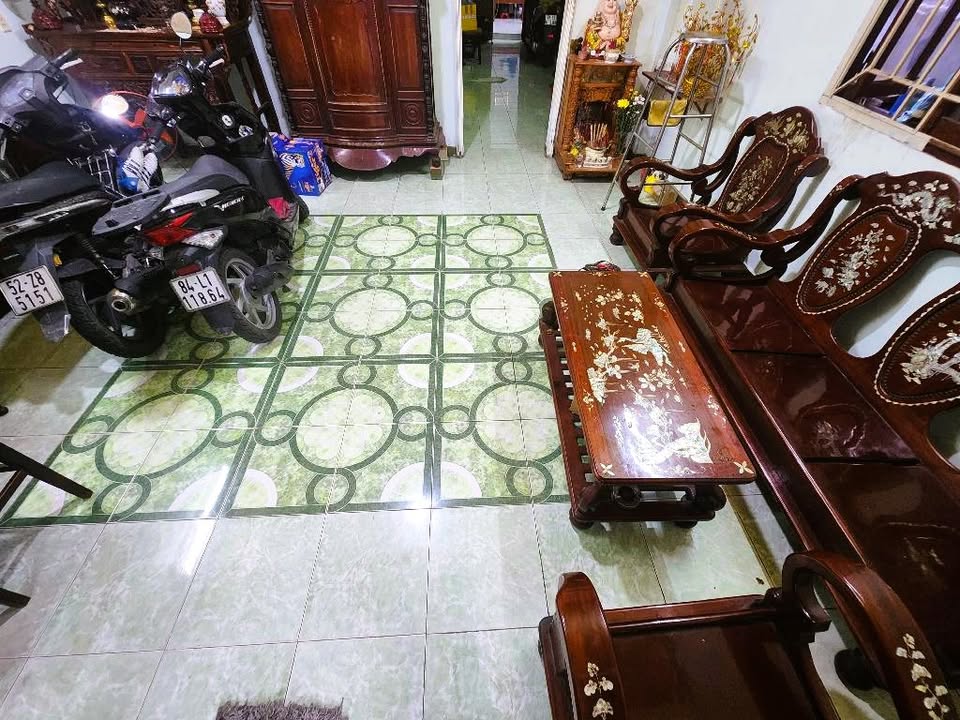 Nhà bán gấp Trần Xuân Soạn, Quận 7 160m² giá 8 tỷ - Không có căn thứ hai!