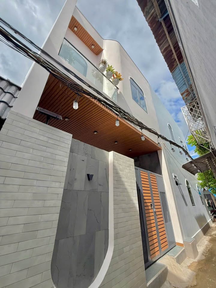 Nhà phố tại Mỹ Tho, 47.7m², giá 2.1 tỷ - Sẵn sàng vào ở ngay!