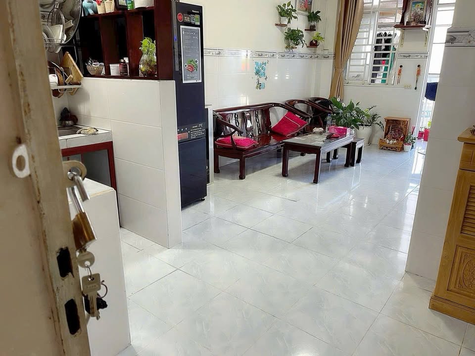 Căn hộ chung cư Gia Phúc Nguyễn Chí Thanh 40m² giá 385 triệu - Tiện nghi đầy đủ, sẵn sàng vào ở!