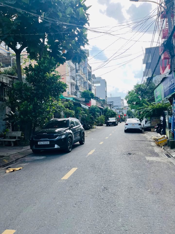 Mặt tiền kinh doanh Lê Trọng Tấn 67m² giá 6 tỷ - Đầu tư sinh lời ngay!