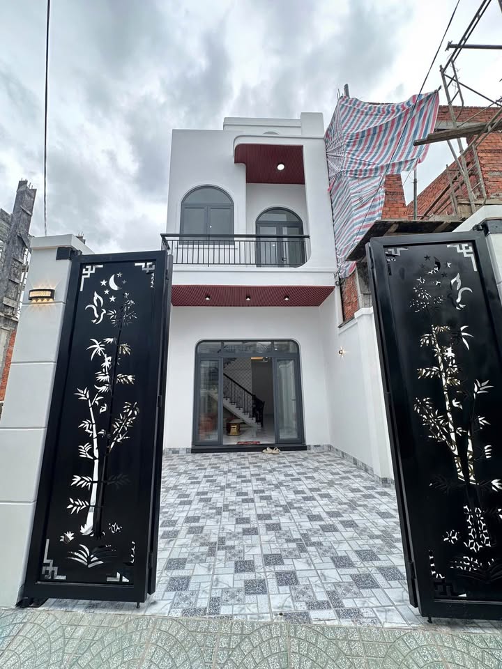 Nhà đẹp phố Mỹ Phong, TP. Mỹ Tho 63m² giá 1.98 tỷ - Ô tô vào tận nơi!