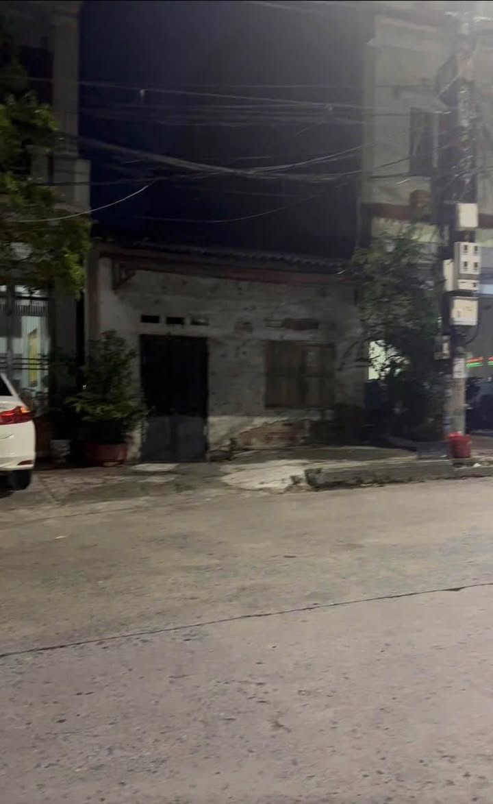 Bán gấp nhà C4 mặt tiền đường Nhạc Sơn, 125m² giá 2.9 tỷ - Cơ hội đầu tư tuyệt vời!