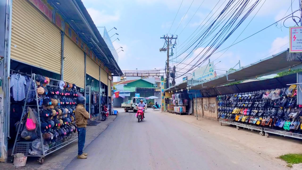 Nhà lầu mặt tiền kinh doanh Trảng Bom 110m² giá 5.2 tỷ - Cơ hội đầu tư tuyệt vời!