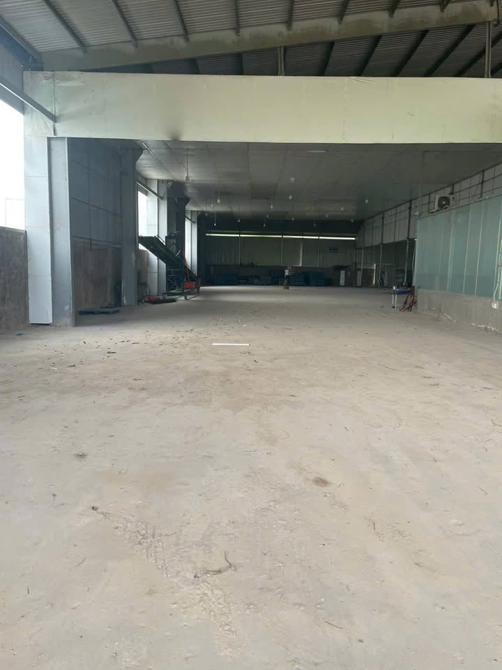 Kho cho thuê 3500m² mặt tiền Quốc lộ 1A - Cái Bè, giá thỏa thuận