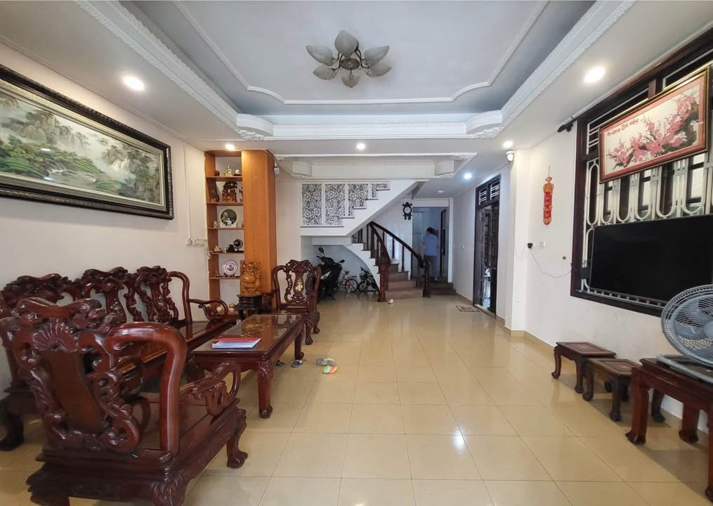 Nhà mặt tiền Hải Hồ 113m² giá 11.8 tỷ - Vị trí vàng tại trung tâm Hải Châu!