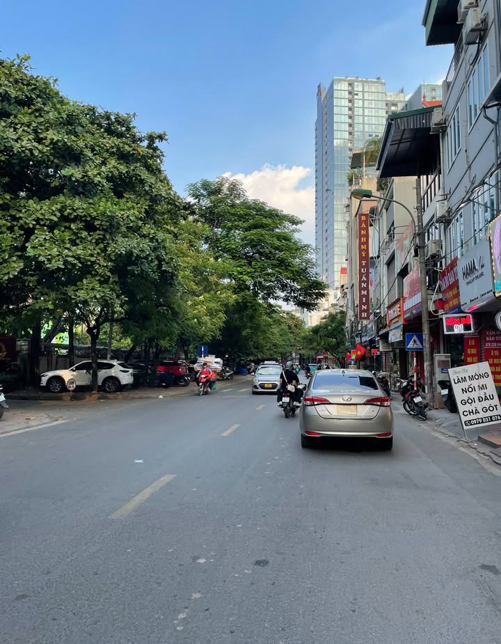 Cần Bán CCMN/ CHDV Xuân La, Tây Hồ 53m² giá chỉ hơn 12 tỷ - Đầu tư sinh lời cao!