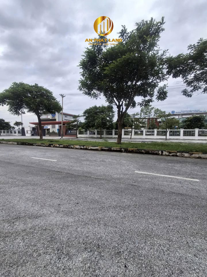 Đất nền Ninh Khánh 90m² giá 7 tỷ - Gần trường THPT Chuyên Lương Văn Tụy!